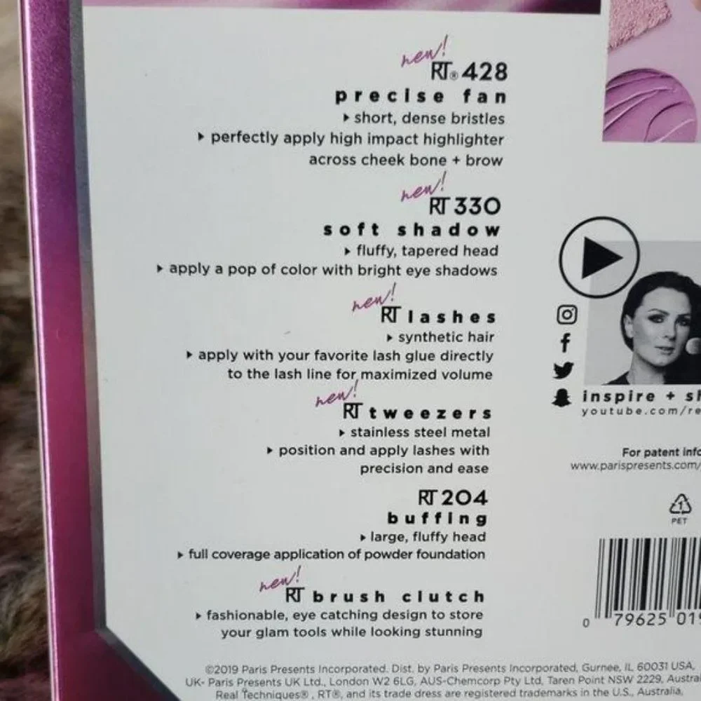 Real Techniques Sam‎ & Nic lustrous Makeup brush